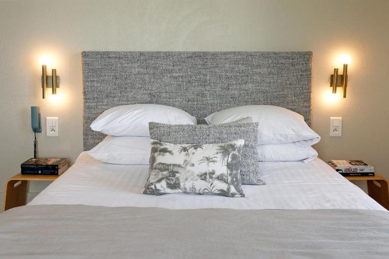 Double Room with Sea View image 1