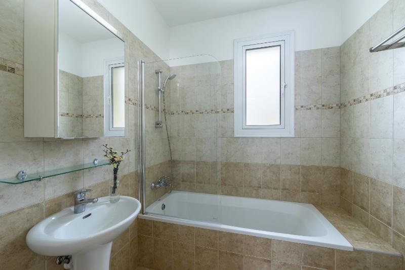 Kalimera Villa Protaras - image 7