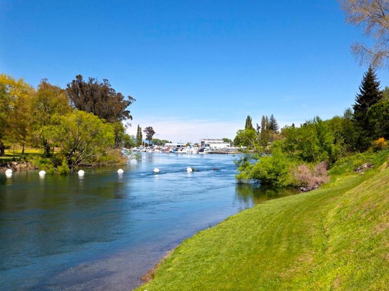 Marinaside Villa - Taupo Holiday Apartment - image 11