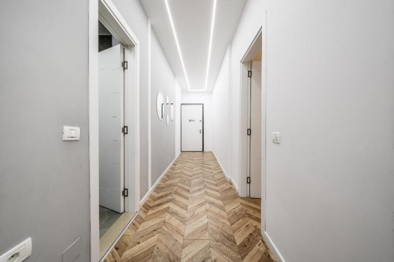 Miku Apartments-LUXURY City View at Wilson Square - image 14