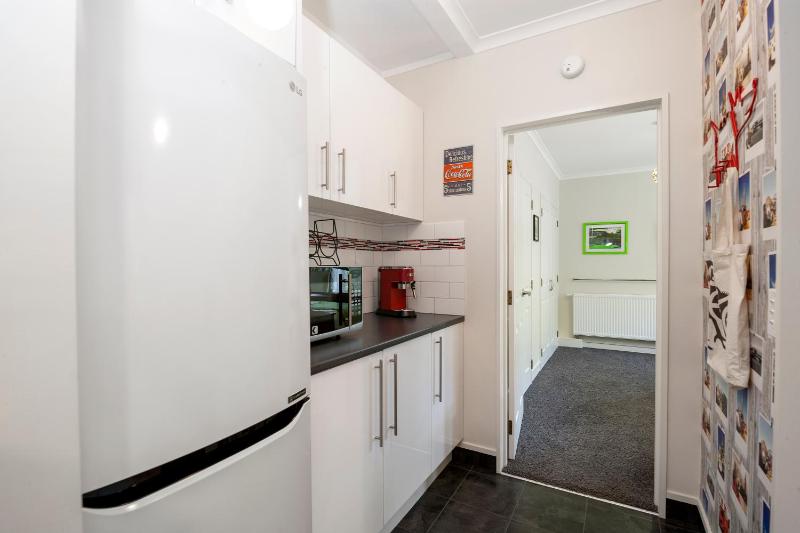 Acacia Bay Retreat - Acacia Bay Holiday Home - image 6