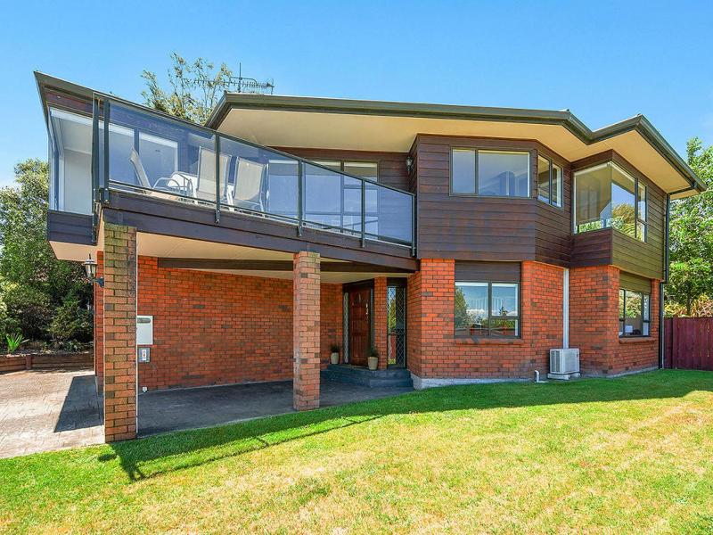 Acacia Bay Getaway - Lake Taupo Holiday Home - image 16