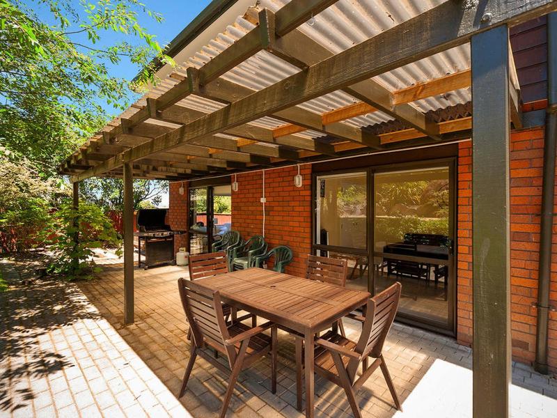 Acacia Bay Getaway - Lake Taupo Holiday Home - image 6