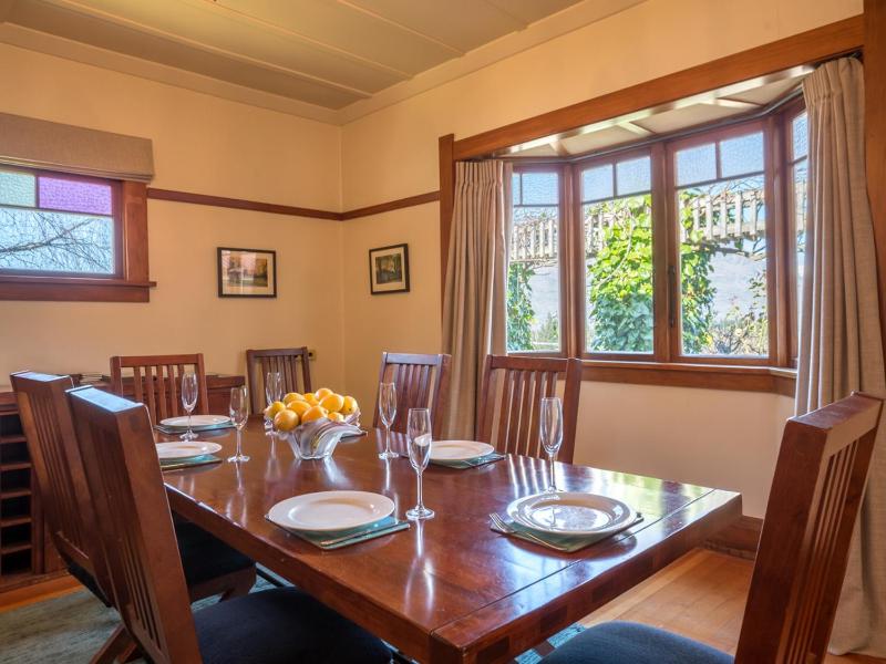 McAlister House - Queenstown Holiday Home - image 26