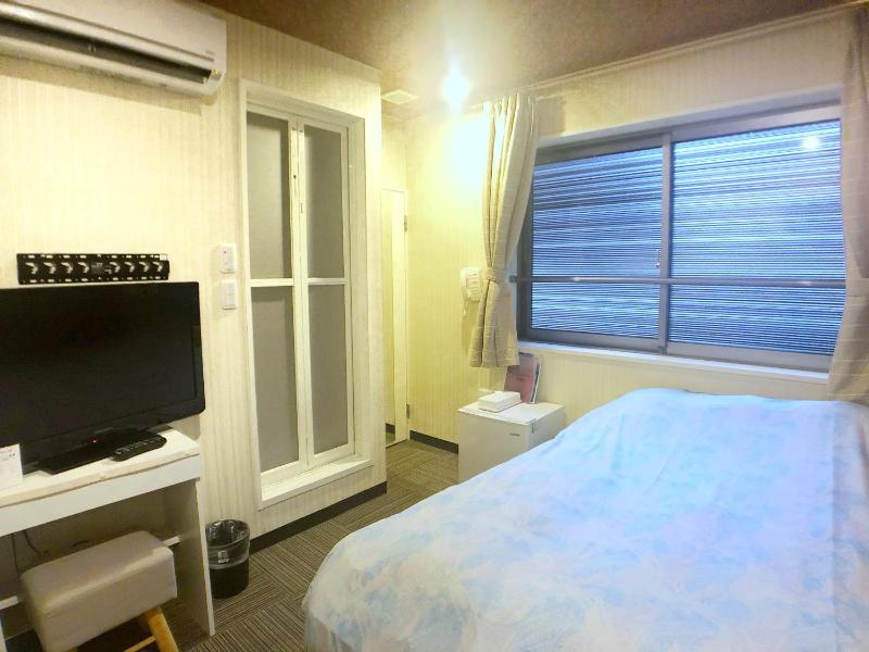 Tokyo Tourist Inn - image 9