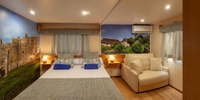 One-Bedroom Bungalow (2 Adults) image 3