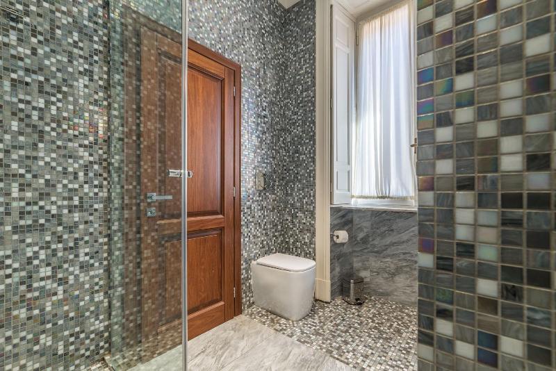 Superior Apartment image 4