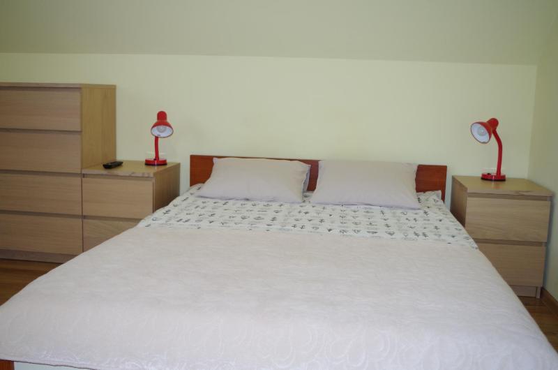 Triple Room with Balcony image 2