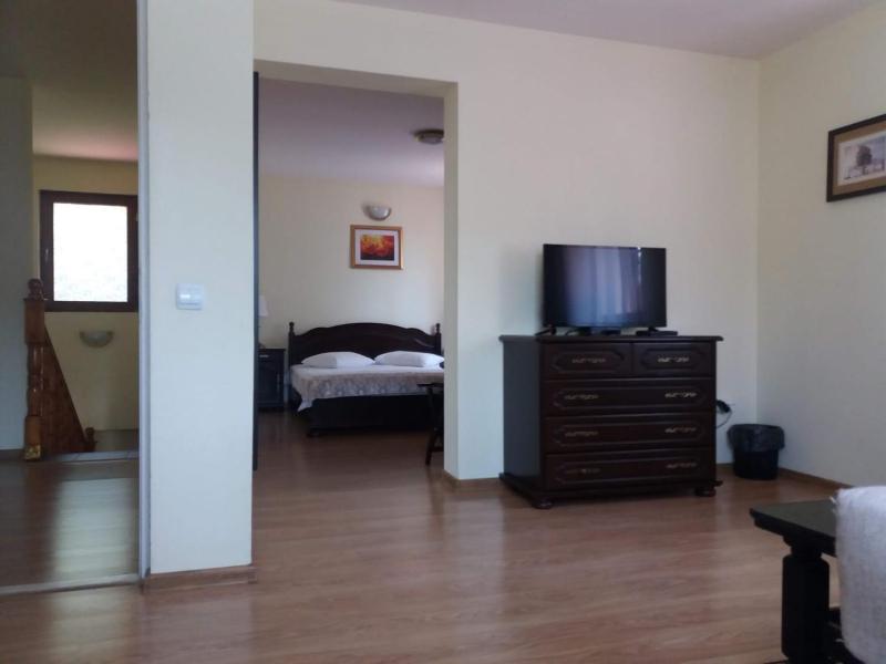 Deluxe Double or Twin Room image 1