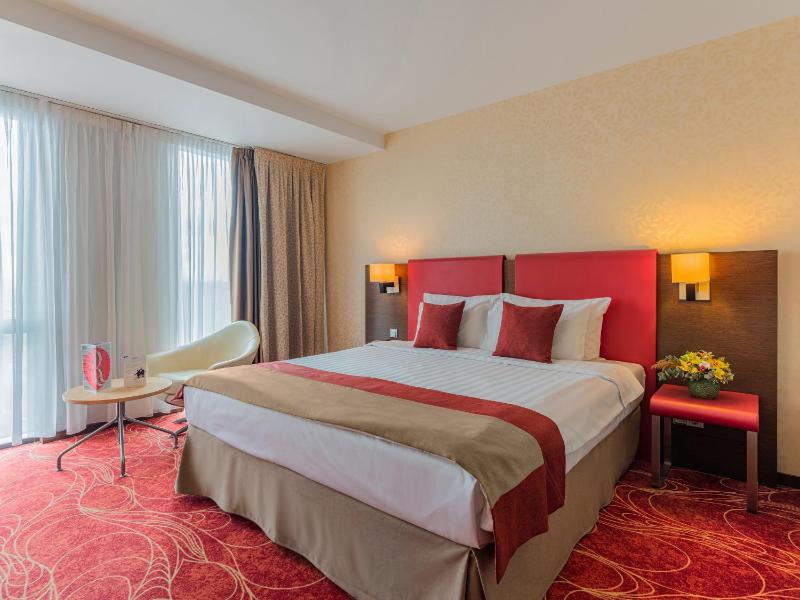 Executive King Room - Non-Smoking image 1