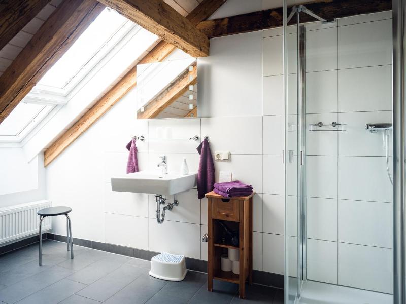 One-Bedroom Apartment image 3