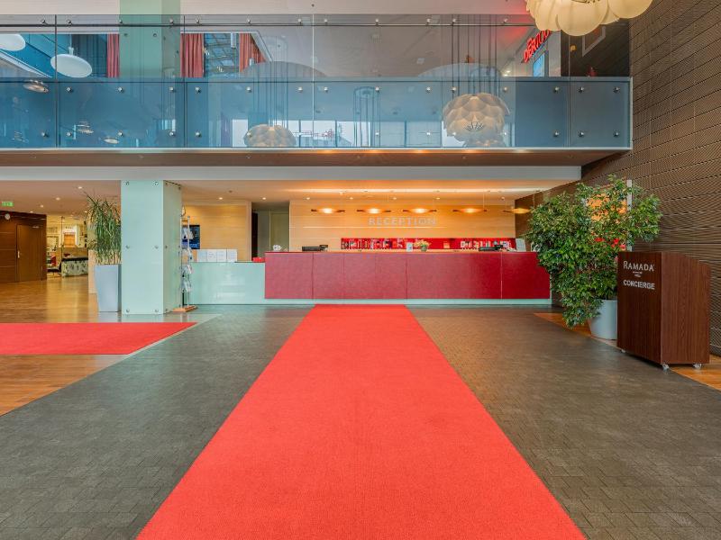 Ramada by Wyndham Sibiu - image 9