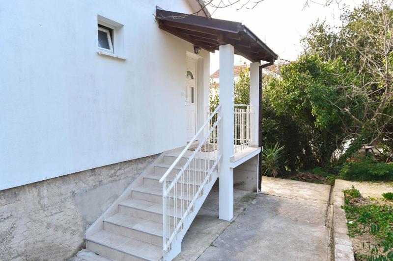 Apartment with Terrace image 3