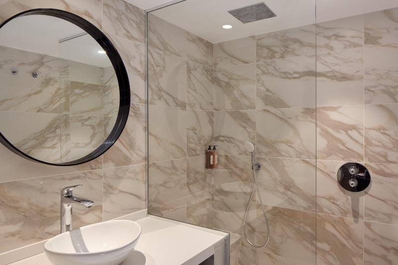 Suite image 2