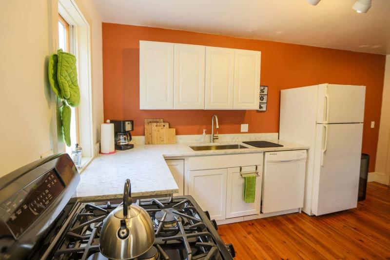 Sweet Spacious Suite - image 26
