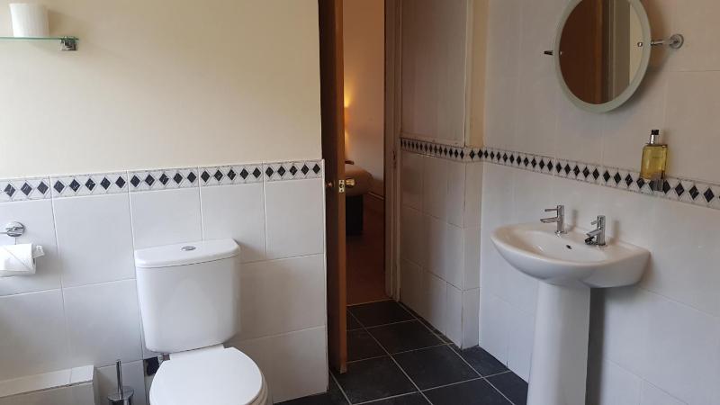 Double Room image 2