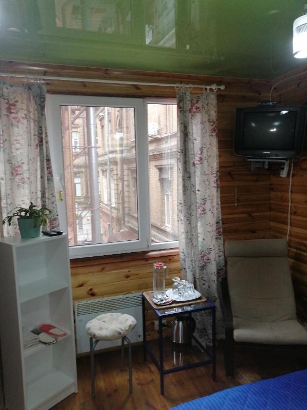 Small Double Room image 1