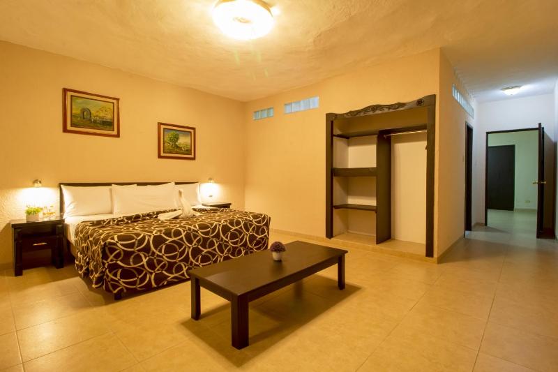 Hotel Colón - image 8