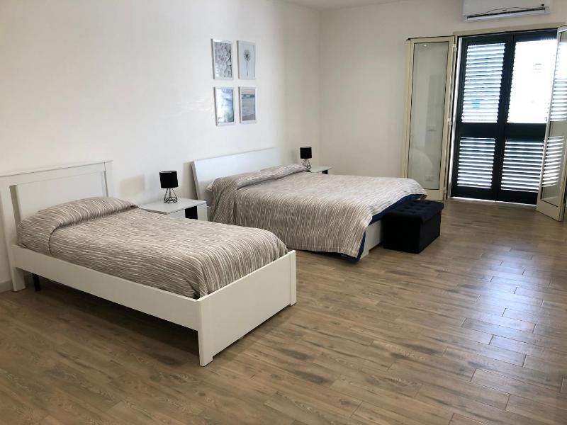 Superior Double Room image 4