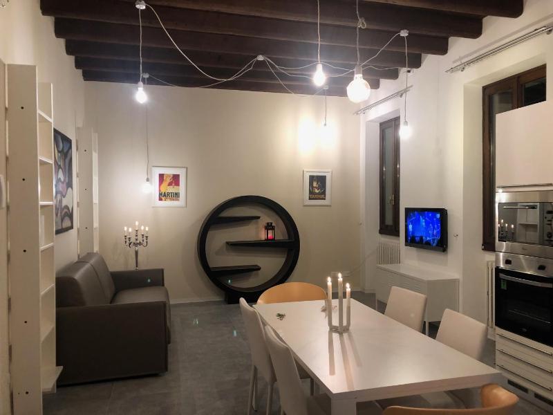APPARTAMENTO AL CASTELLO - image 11