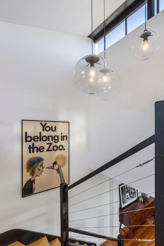 StayCentral - Fitzroy Converted Warehouse Penthouse - image 3