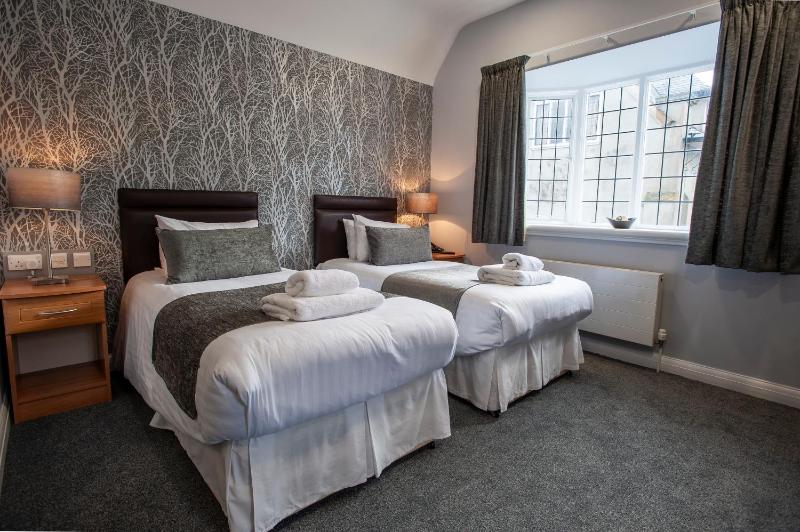 Executive Twin Room image 1
