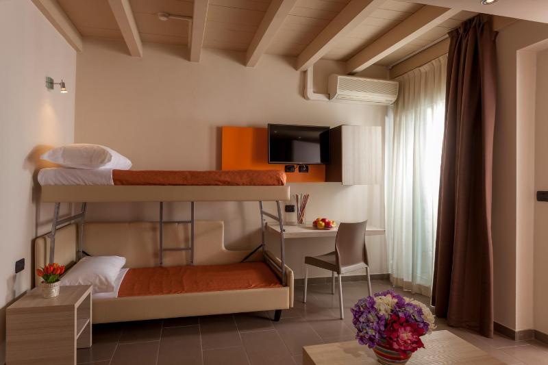 Hotel Aurora Mare - image 13