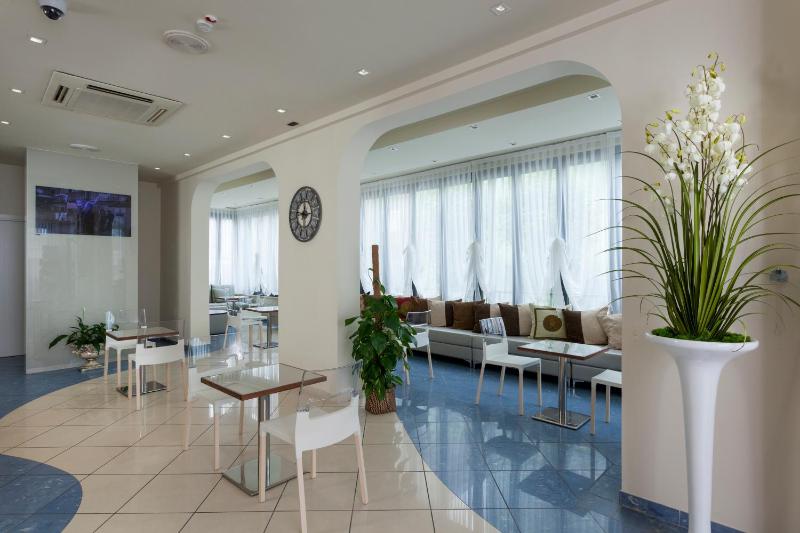 Hotel Aurora Mare - image 9