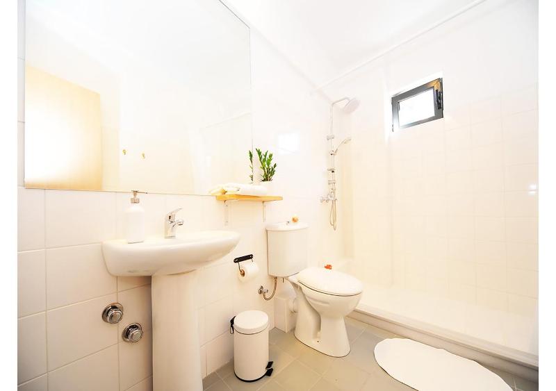 One-Bedroom Apartment with Balcony - Live in Athens #08 image 3