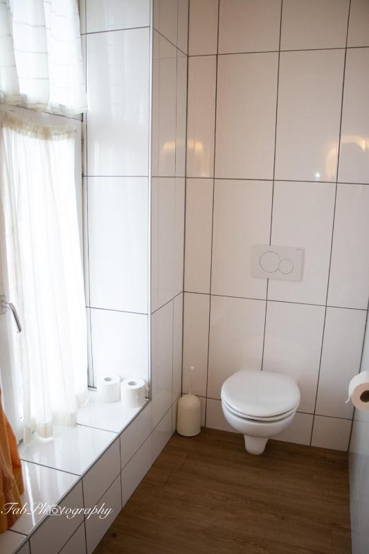 Standard Family Room image 4