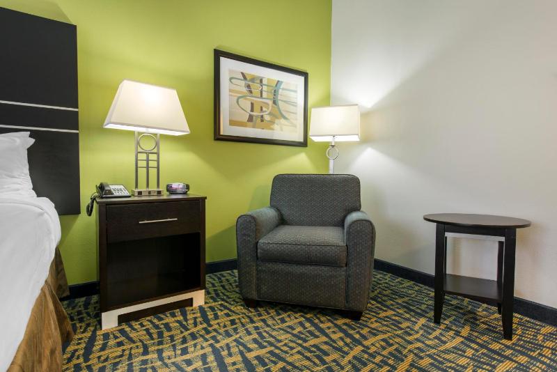 King Suite image 4