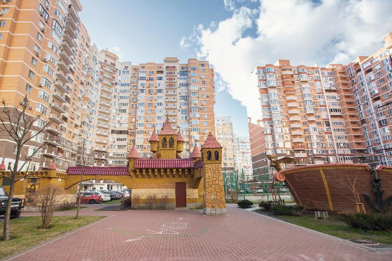 Deluxe Apartment image 2
