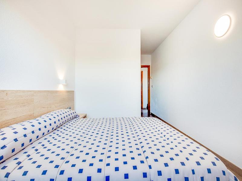 Double Room image 3