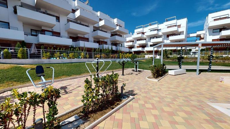Campoamor Golf 156 Terrazas Villamartin Family Res - image 15