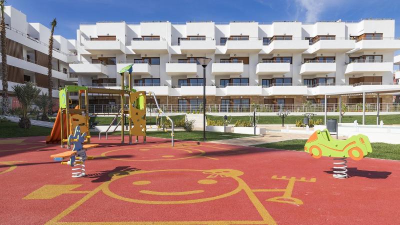 Campoamor Golf 156 Terrazas Villamartin Family Res - image 21