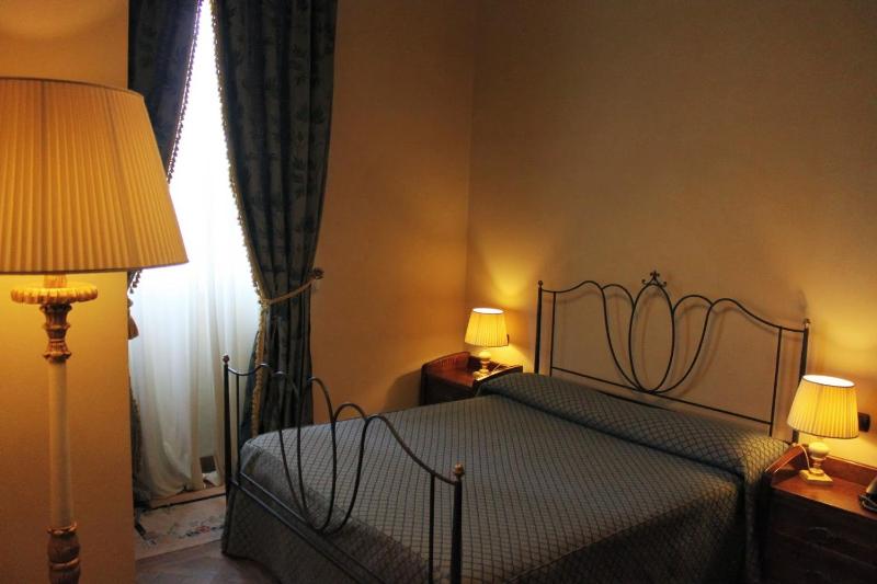 Comfort Double Room image 4