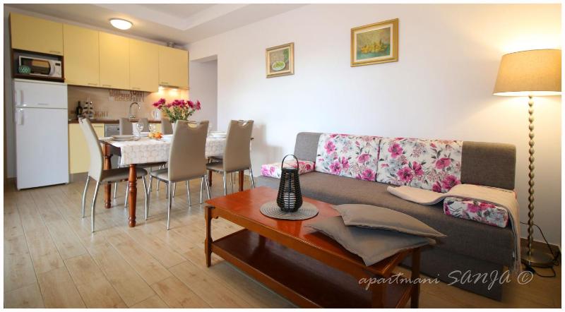 Apartments Sanja - image 5