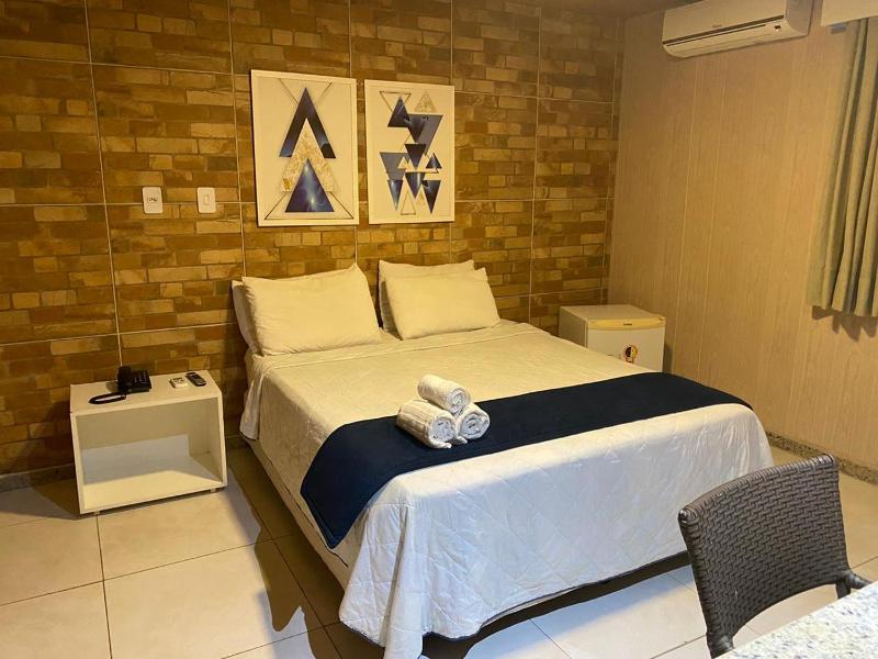 FPH Hotel - image 6