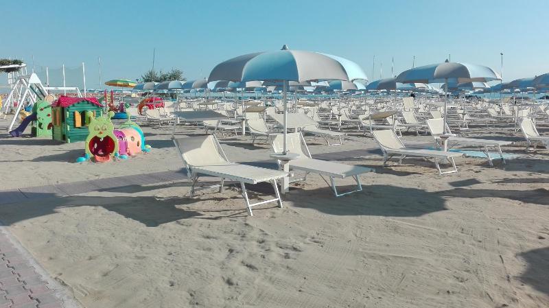 Hotel Mirabel - image 22