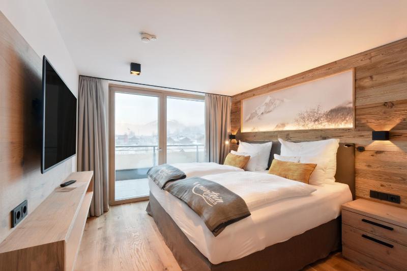 Deluxe Penthouse Apartment image 3