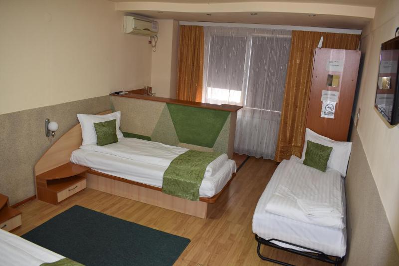 Triple Room image 4