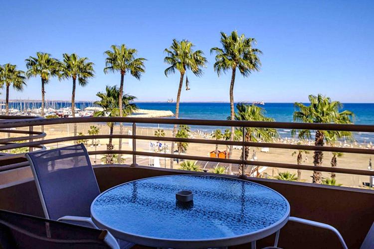 Les Palmiers Beach Boutique Hotel & Luxury Apartments - image 4