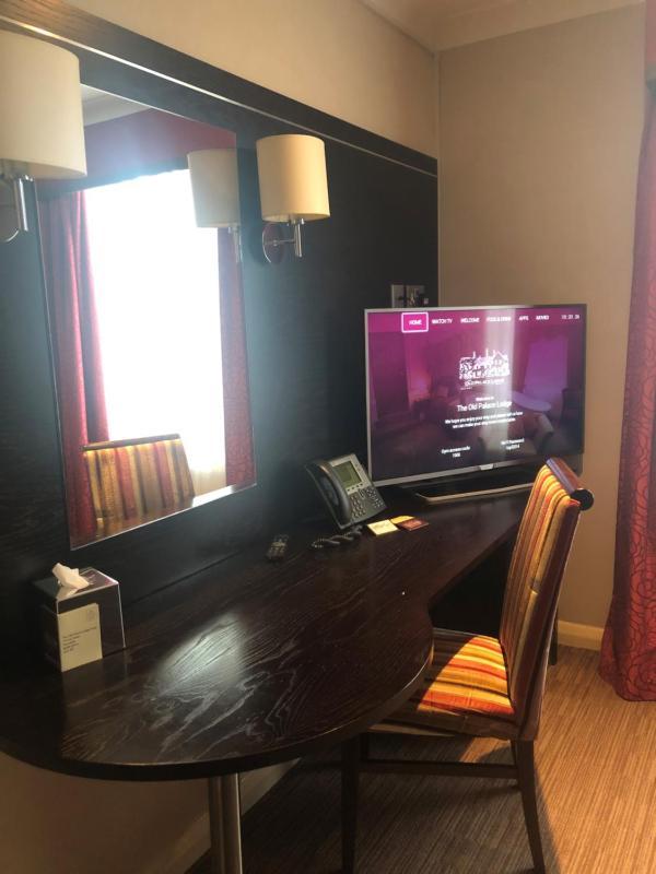 Executive Double Room image 4