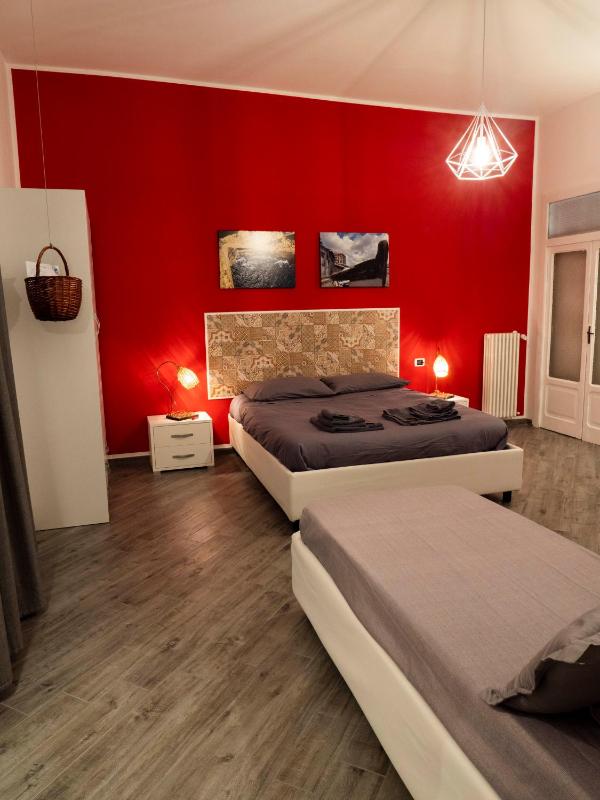 B&B Cosmoneapolitan - image 11