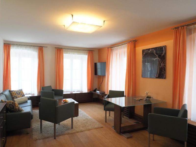 Deluxe Apartment image 1