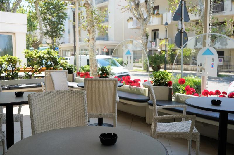 Hotel Saint Louis - image 20