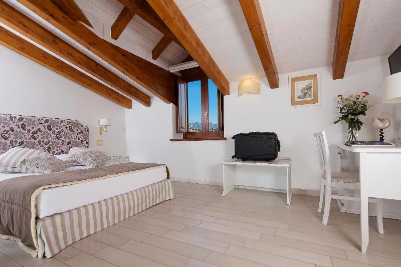 Villa Maria - image 22