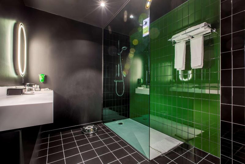 Superior Room image 4