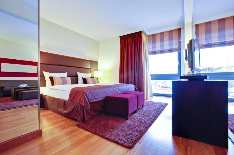 Park Inn by Radisson Lübeck - image 45