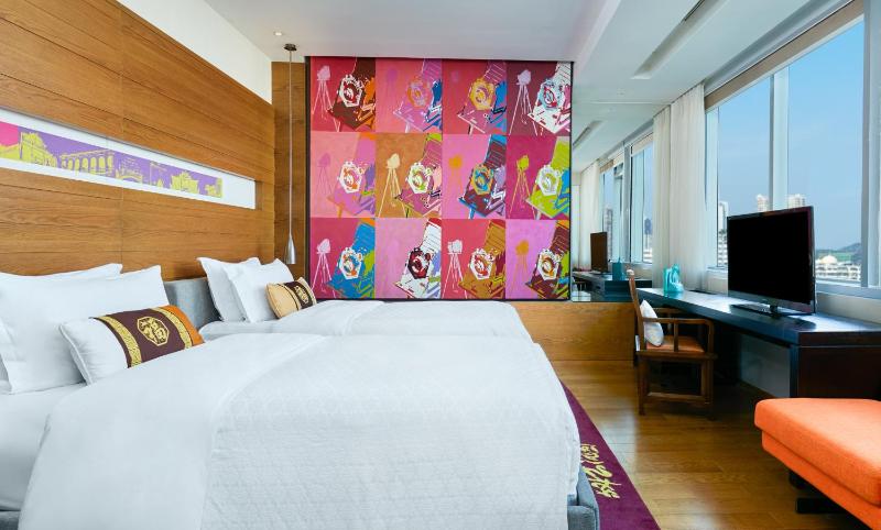 Standard Room image 2